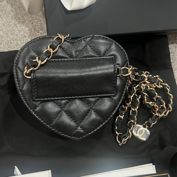 Chanel heart belt bag brand new - Picture 4 of 5